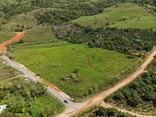 Luxury Lot for Sale in Santa Elena, Nature, Privacy, and Excellent Location — photo 5 of 12