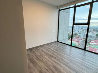 Alquiler de Apartamento con Línea Blanca en Cosmopolitan Tower — photo 5 of 9