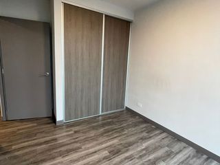 Alquiler de Apartamento con Línea Blanca en Cosmopolitan Tower — photo 2 of 9