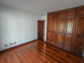 Alquiler de Apartamento de Lujo en Primera Planta en Villa Real Santa Ana — photo 3 of 16