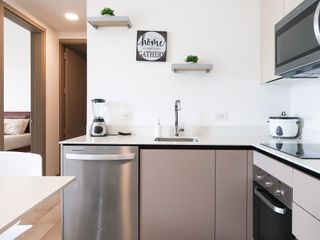 Venta de apartamento totalmente amueblado en Condominio Núcleo Sabana — photo 3 of 15