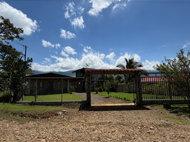 Casa de campo en Cajón Pérez Zeledón — photo 1 of 5