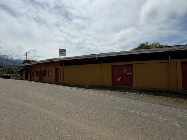 OPORTUNIDAD COMERCIAL EN SAN PEDRO DE PÉREZ ZELEDÓN — photo 1 of 5