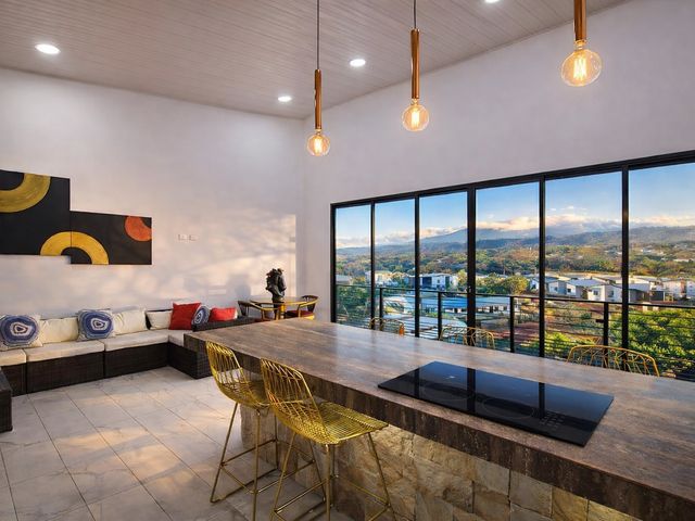 Venta de hermosa casa 5 habitaciones en Condominio Alajuela — photo 1 of 5