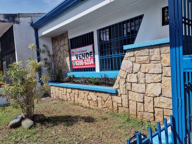 Casa en venta Alajuela — photo 1 of 14