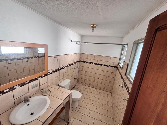 Casa en venta Alajuela — photo 6 of 14