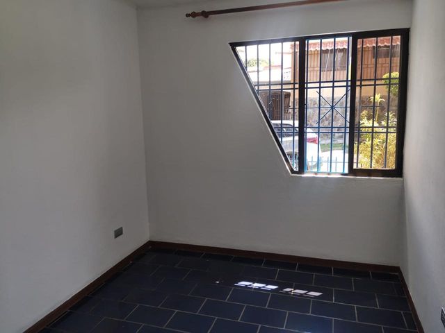 Casa en venta Alajuela — photo 2 of 14