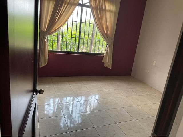 Venta de casa en las Juntas de Pacuar Pérez Zeledón — photo 5 of 6