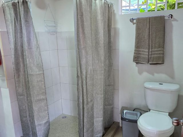 🏡📍SE VENDE CASA EN EL CENTRO DE PÉREZ ZELEDÓN📍🏡 — photo 4 of 35