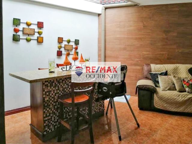 Casa en venta en Grecia — foto 8 de 12