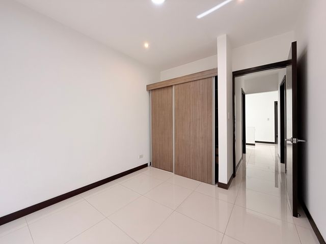 Se alquila casa en condominio — photo 4 of 9