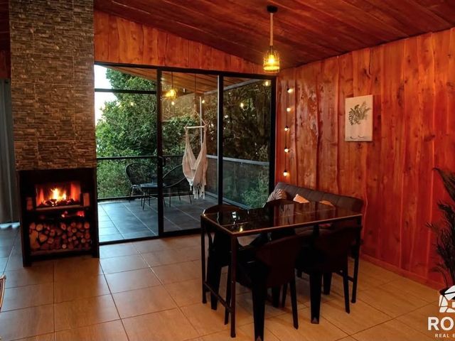 Beautiful mountain view property for sale in Alto Jaular — foto 1 de 5