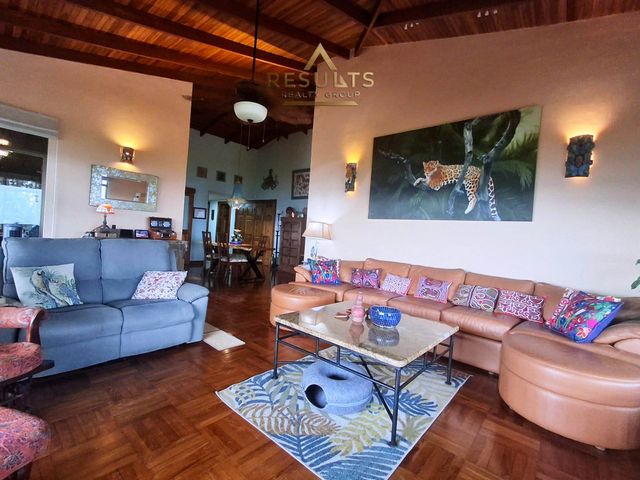 Casa Pristine Elegance with Ocean Views! — foto 17 de 20