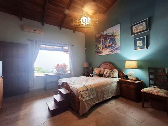 Casa Pristine Elegance with Ocean Views! — foto 6 de 20