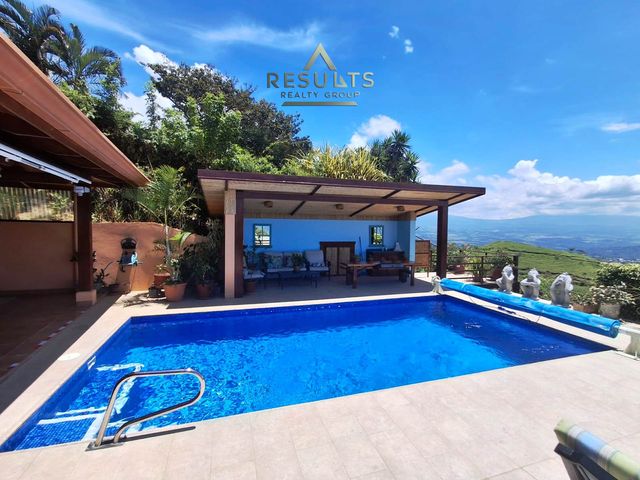 Casa Pristine Elegance with Ocean Views! — foto 9 de 20