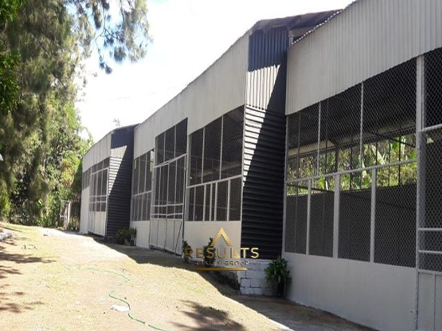 COMMERCIAL Bodegas Strategic Location | Excellent Road Frontage | Ready-to-Use — foto 1 de 10