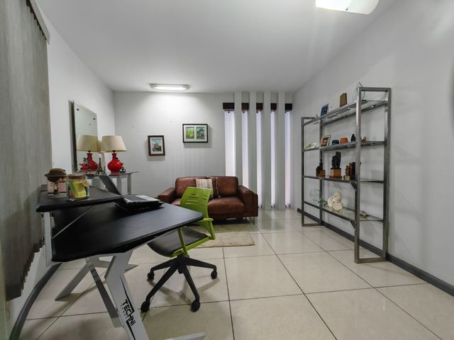 Venta de casa en Piedades de Santa Ana. Residencial privado — photo 26 of 28