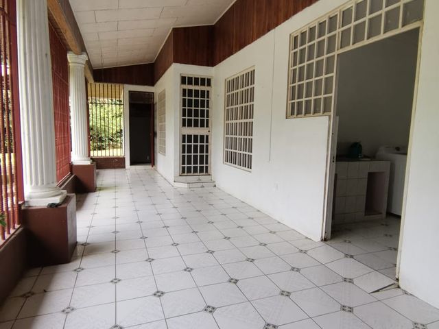 Casa con Terreno de 5.000m2 en Guápiles — photo 7 of 14