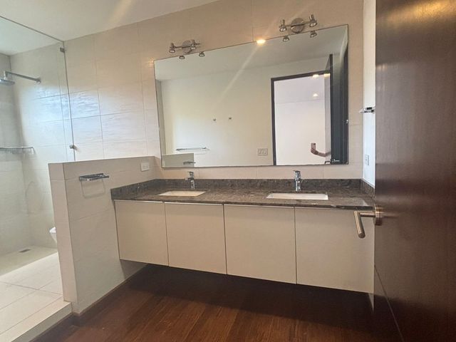 Residencia Contemporánea en San Rafael de Escazu — photo 13 of 21