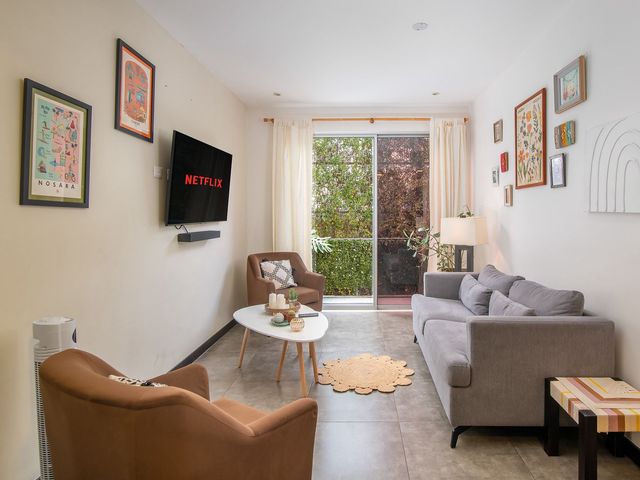 Apartamento de Lujo Totalmente Equipado en el Corazón de Santa Ana — photo 1 of 19