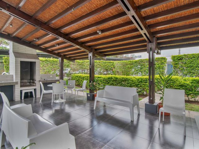 Apartamento de Lujo Totalmente Equipado en el Corazón de Santa Ana — photo 12 of 19