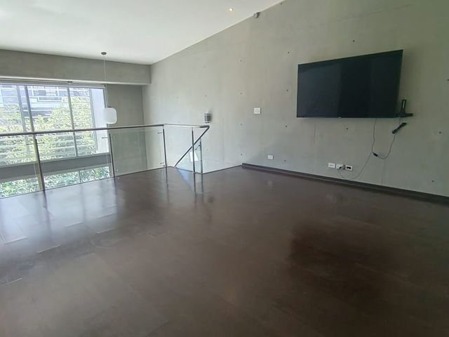 Loft de Lujo en Avenida Escazú 150 m² de Diseño Contemporáneo — photo 3 of 18