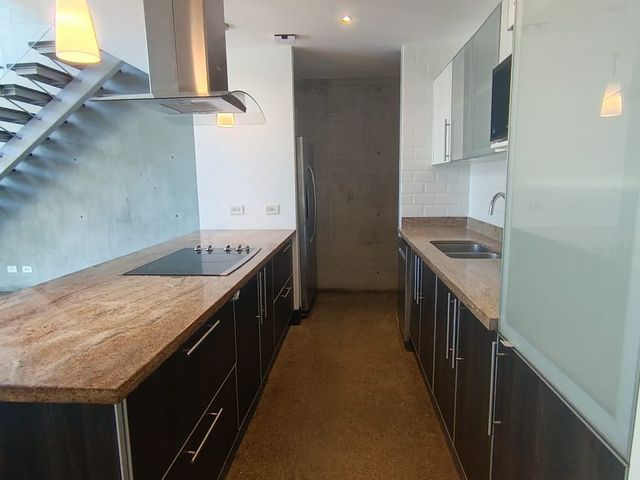 Loft de Lujo en Avenida Escazú 150 m² de Diseño Contemporáneo — photo 13 of 18
