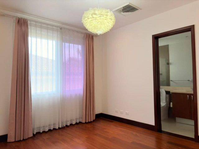Residencia de Lujo en Jaboncillos de Escazu Seguridad Naturaleza y Confort — photo 6 of 22