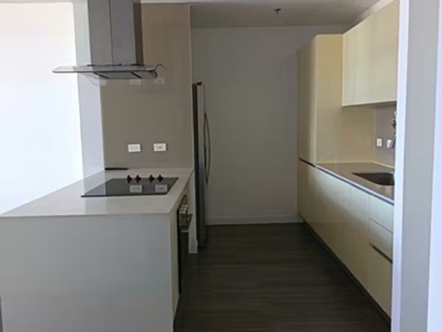 Moderno Apartamento Ejecutivo 1 Hab en Escazu Village — photo 7 of 10