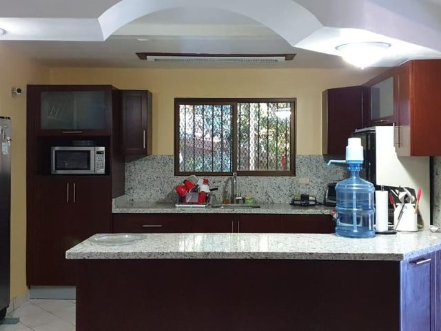 Inversión de Alto Perfil Villa de 5 Habitaciones en Punta Leona — foto 12 de 19