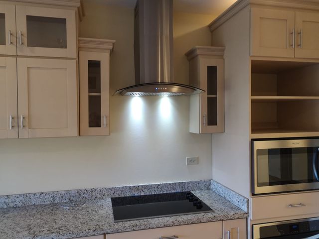 Lujoso Townhouse en Cariari con Vista al Golf 340m2 Amueblado y Equipado — photo 16 of 17