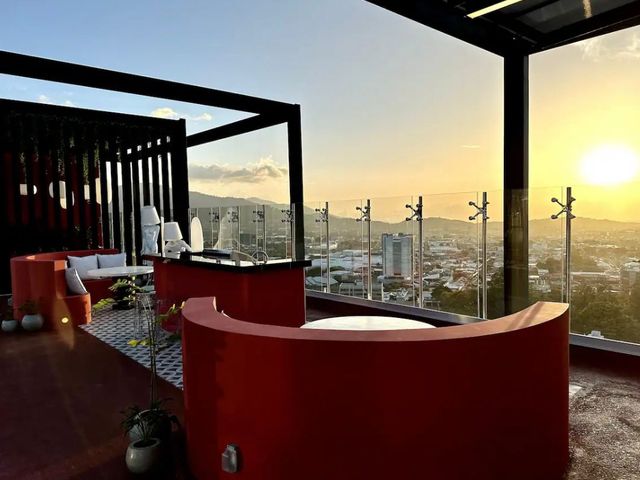 Espectacular Apartamento en Sky Garden con Vista al Estadio Nacional — photo 7 of 18