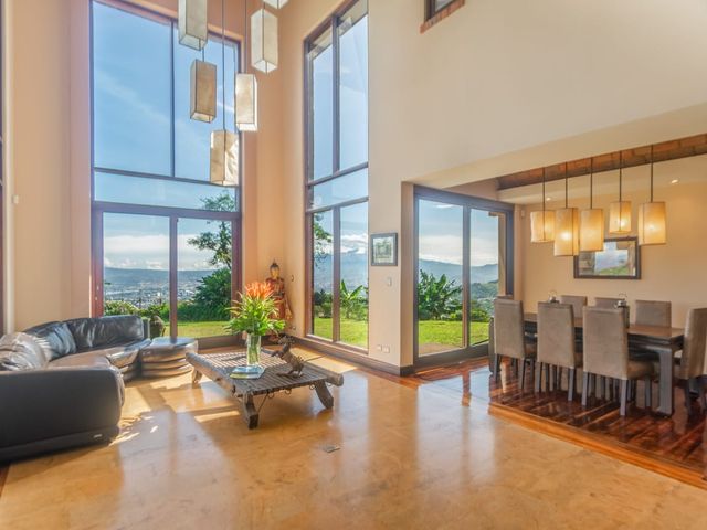 Exclusiva Quinta Ecuestre con Vistas Panorámicas en Bebedero de Escazú — photo 13 of 21