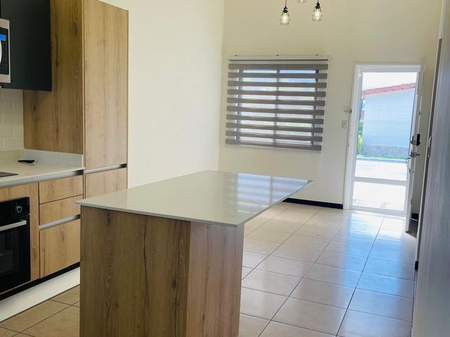 Residencia Remodelada en Condominio Terrazas del Oeste — photo 4 of 20