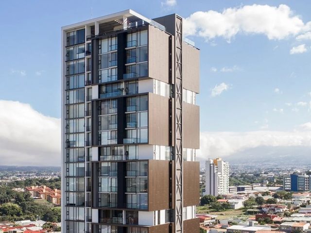 Lujoso Apartamento Amueblado en Piso 15 – Nunciatura, Torre Rohrmoser — photo 1 of 11