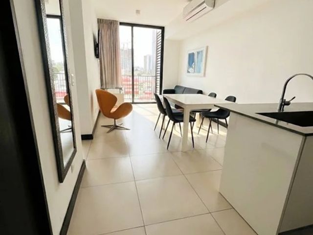 Lujoso Apartamento Amueblado en Piso 15 – Nunciatura, Torre Rohrmoser — photo 6 of 11