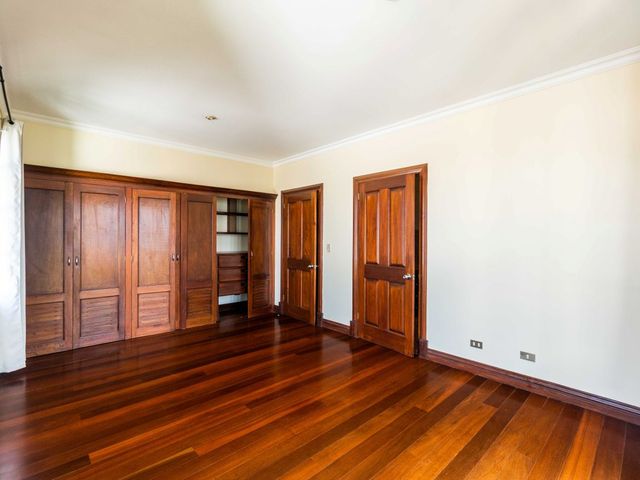 Eco-Residencial Villa Real Oportunidad Exclusiva de Alquiler — photo 16 of 20