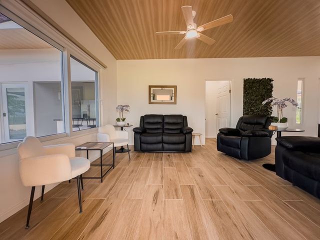 Residencia Contemporánea de 6 Dormitorios en Playa Hermosa — foto 5 de 20