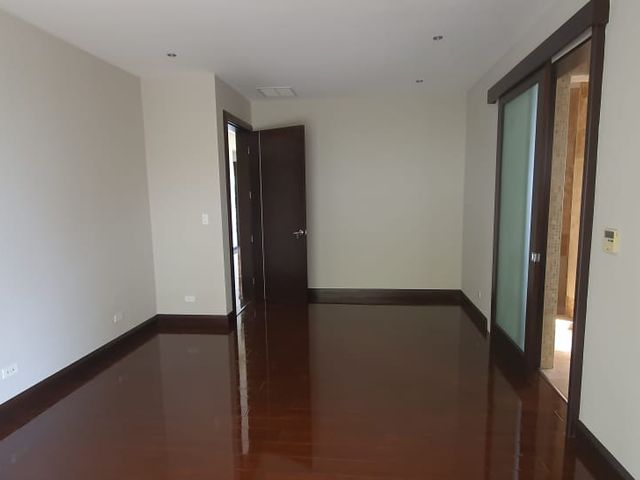 Jaboncillos de Escazu Casa Familiar de Lujo — photo 13 of 20