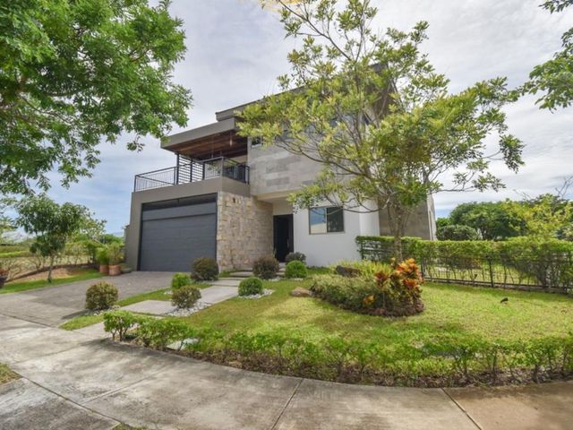 Casa de Lujo en Hacienda Espinal, 5 Dormitorios — photo 17 of 20