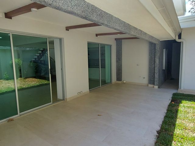 Piedades de Santa Ana Casa de Lujo 4 Dormitorios — photo 12 of 20