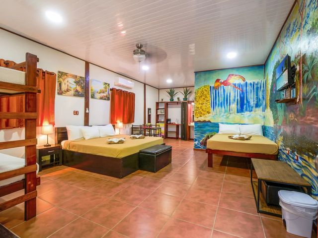 Exclusiva Oportunidad de Inversión: Hotel Boutique en Puerto Viejo, Limón — photo 11 of 20