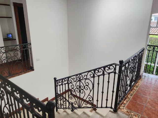 Casa Colonial en Valle del Sol de 4 Dormitorios y Piscina Privada — photo 9 of 20