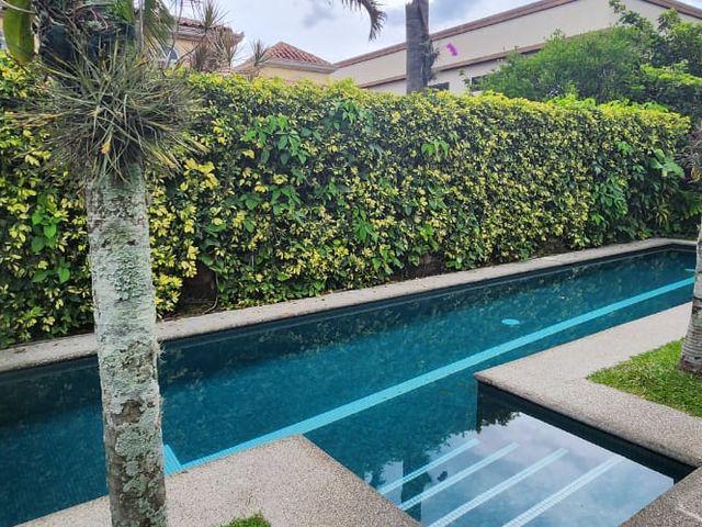 Casa Colonial en Valle del Sol de 4 Dormitorios y Piscina Privada — photo 18 of 20