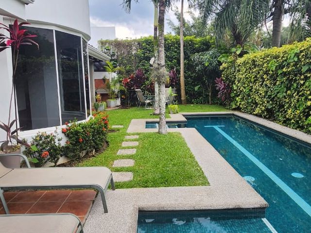 Casa Colonial en Valle del Sol de 4 Dormitorios y Piscina Privada — photo 17 of 20