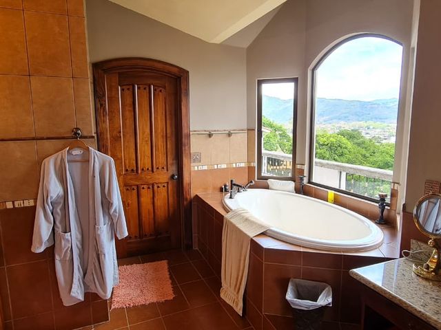 Mansión de Lujo con Vistas Panorámicas en Hacienda Gregal: Exclusividad, Naturaleza y Confort — photo 8 of 20