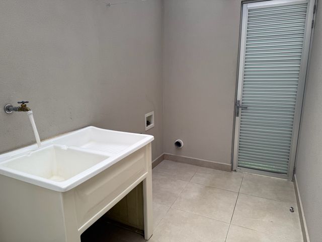 Residencia Moderna en La Ribera de Belén – 3 Hab / 3 Parqueos — photo 6 of 14