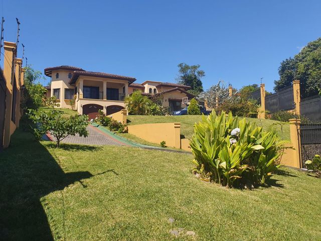 Mansion en Santa Barbara Heredia 4 Dormitorios 550 m2 — photo 14 of 15
