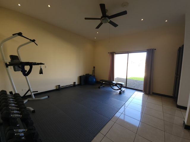 Residencia de Lujo en Ciudad Cariari | 862 m² de Terreno, Smart Home y Ubicación Estratégica — foto 9 de 18