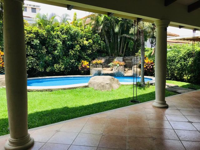 Lujosa Residencia con Piscina en Valle del Sol – El Estilo de Vida que Usted Merece en Lindora — photo 10 of 10